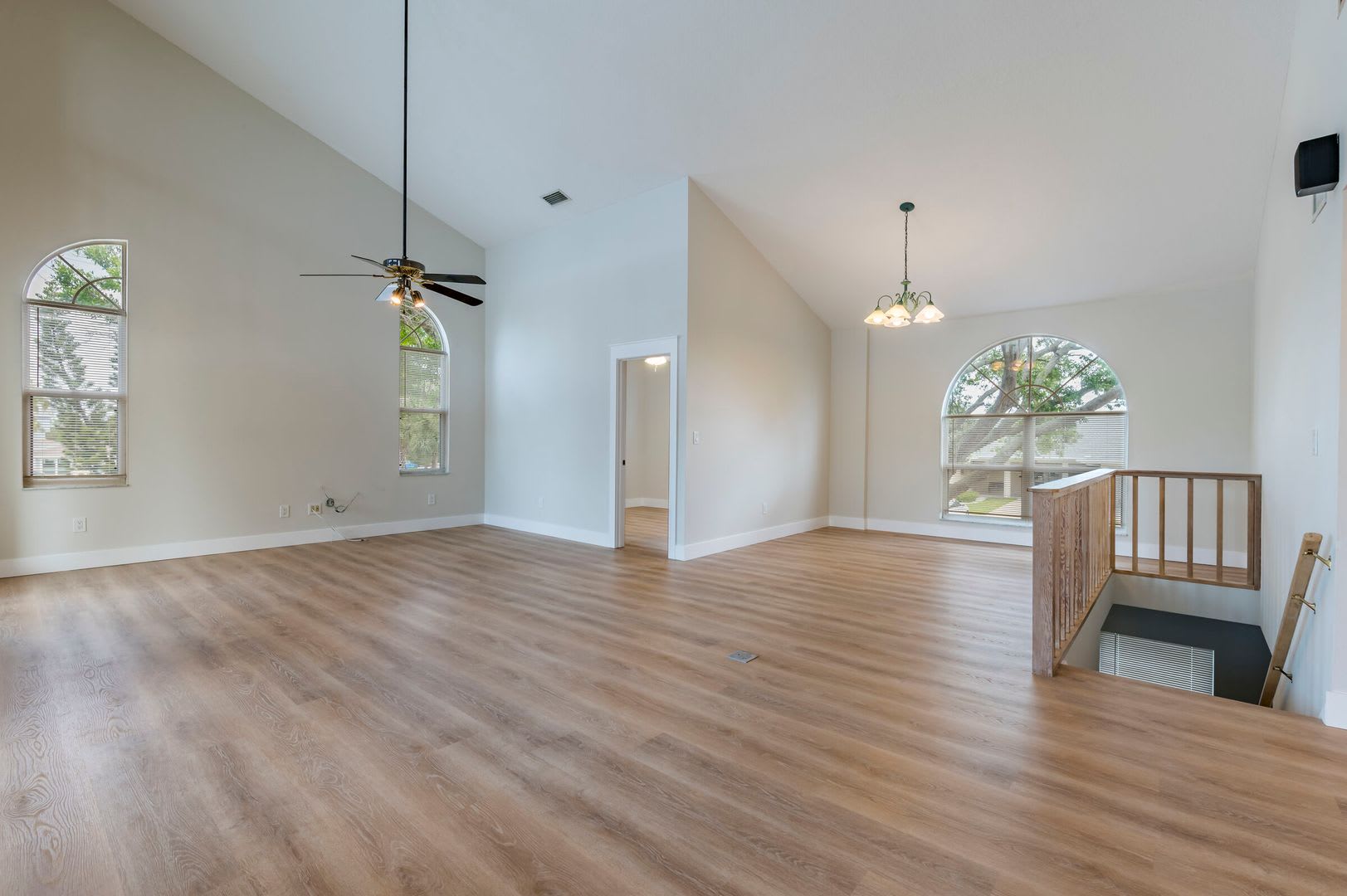 Get 500 Off Your First Month S Rent For A Limited Time Coastal Retreat Steps From The Sand In Indian Rocks Beach – photo 5