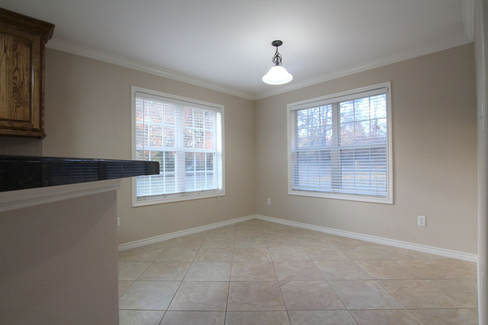 Beautiful 3 Bedroom Home in Flint! – photo 5