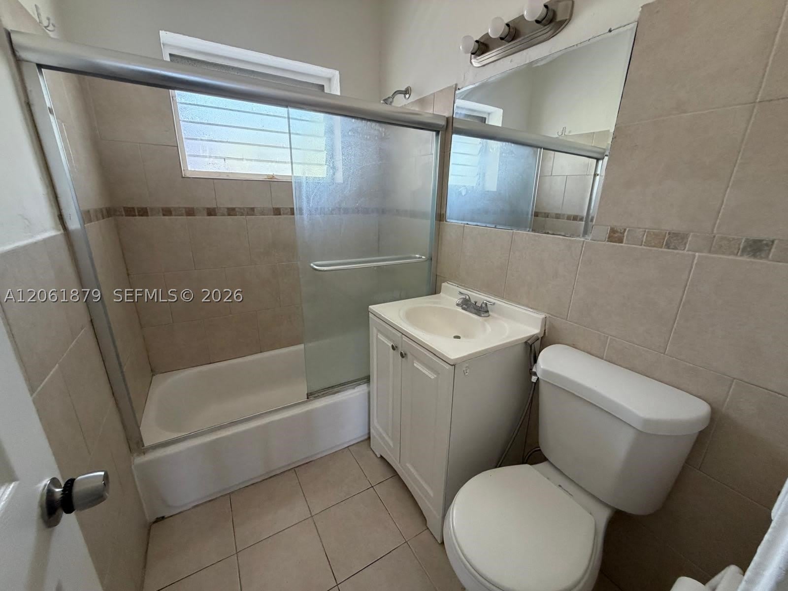 8321 Crespi Blvd – photo 4