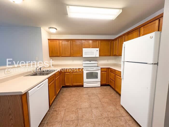 10800 Frenchmen Loop – photo 5