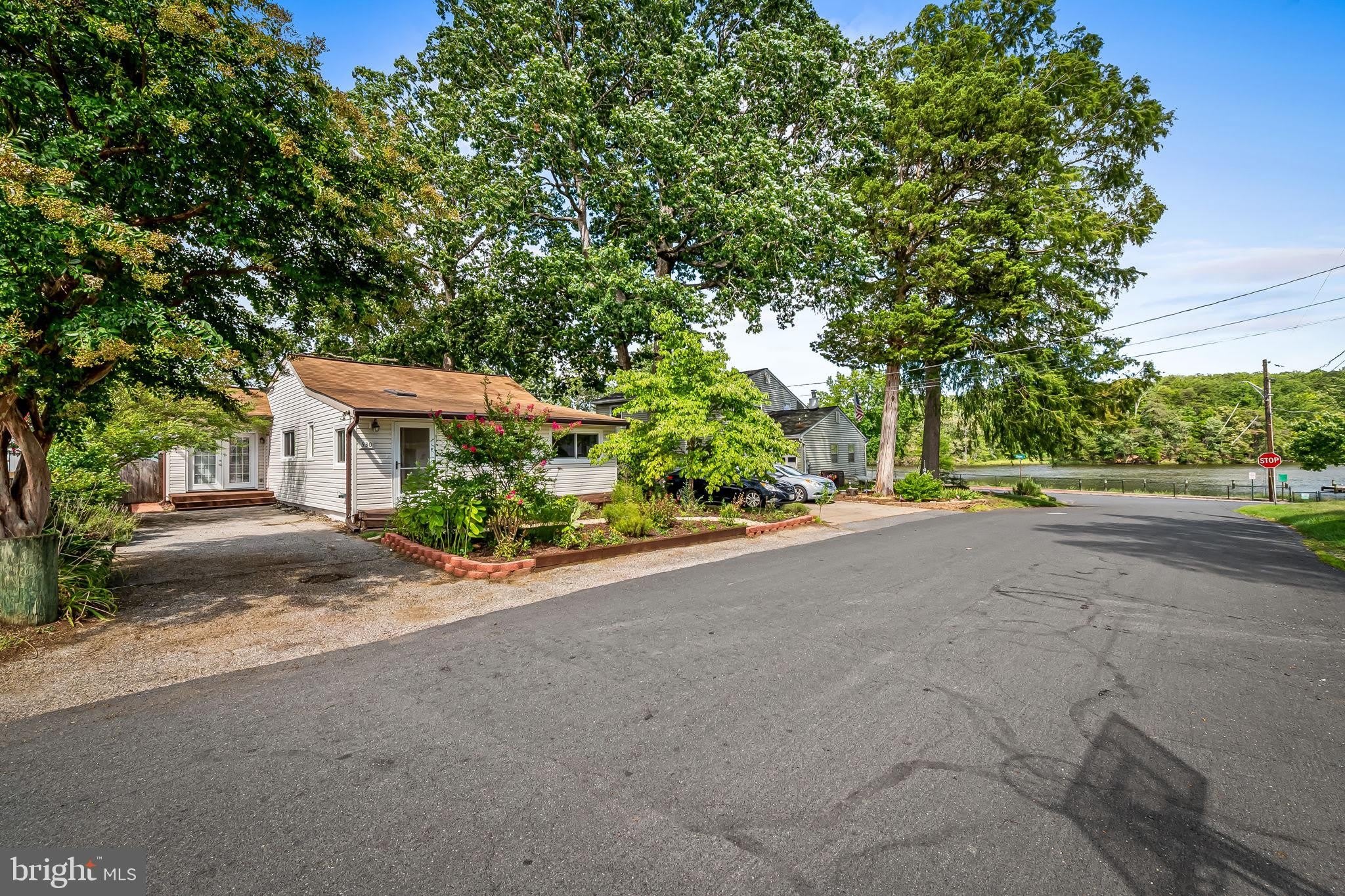 530 HIGHLAND Drive – photo 4