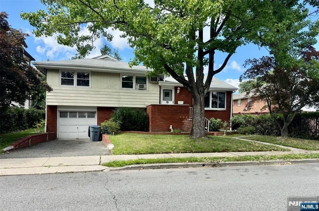 2465 Camner Street – photo 1