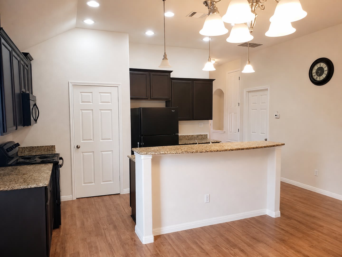3 BR/2BA – photo 5