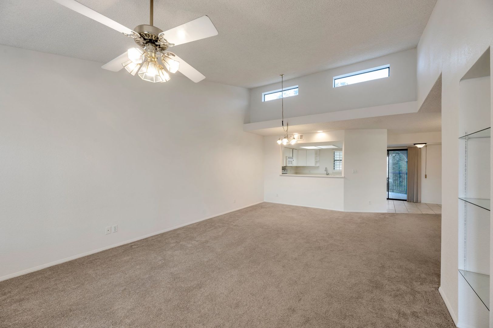 Charming 2 Bedroom, 2 Bathroom in Fountain Hills, AZ – photo 2