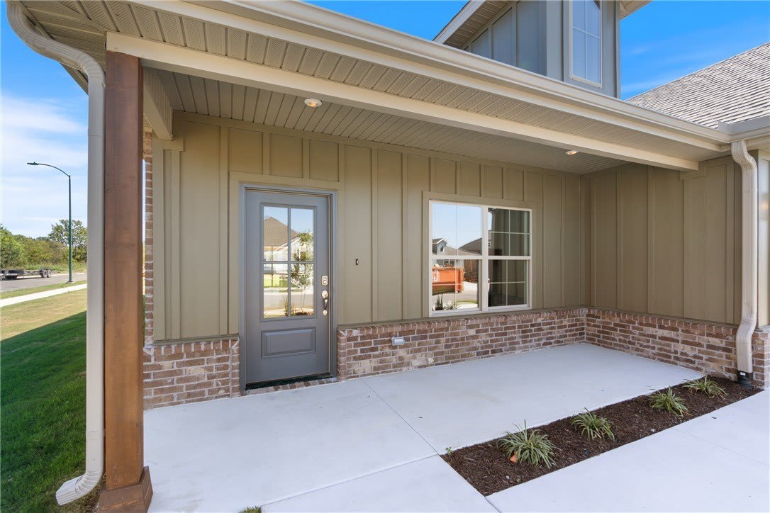 2309 N Presley Street – photo 3