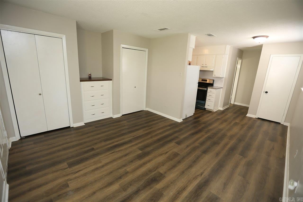 803 N Van Buren 2 Street – photo 2