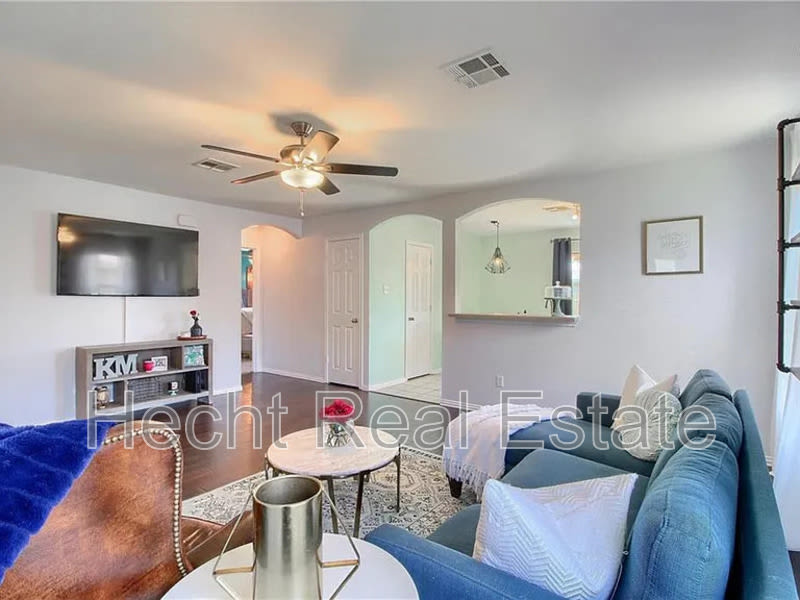 114 Easy Street – photo 3