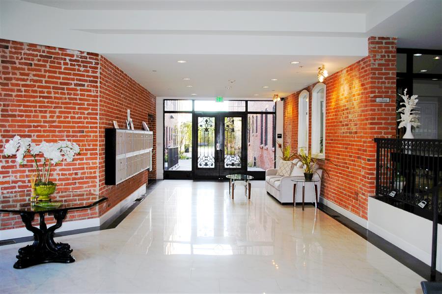 Brownstone Lofts – photo 2