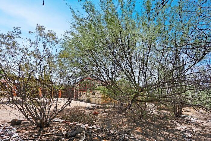 2920 East Mabel Street – photo 2