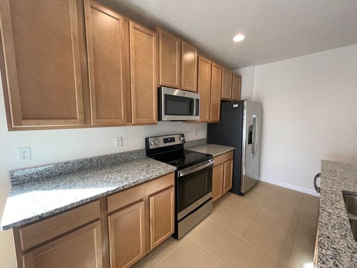 5566 Sabal Drive – photo 3