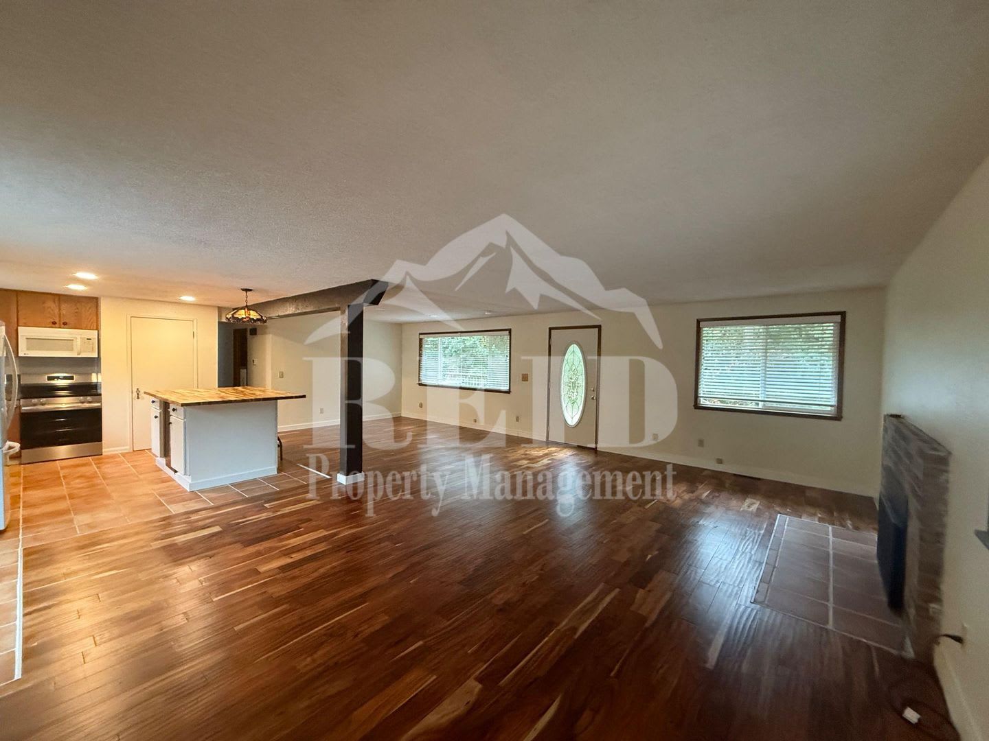 SECLUDED 3 BED 2 BATH OLALLA (PORT ORCHARD) – photo 4