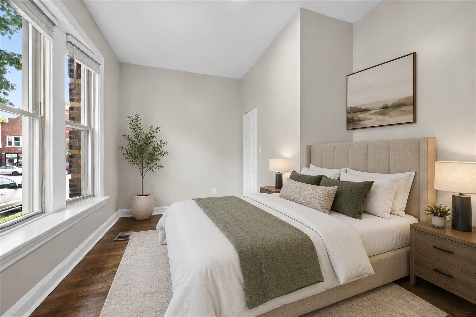 2405 W McLean Avenue – photo 2