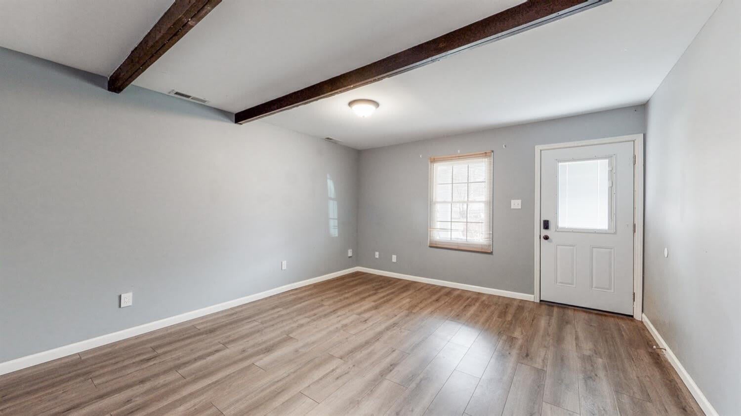 105 Woods Avenue – photo 4