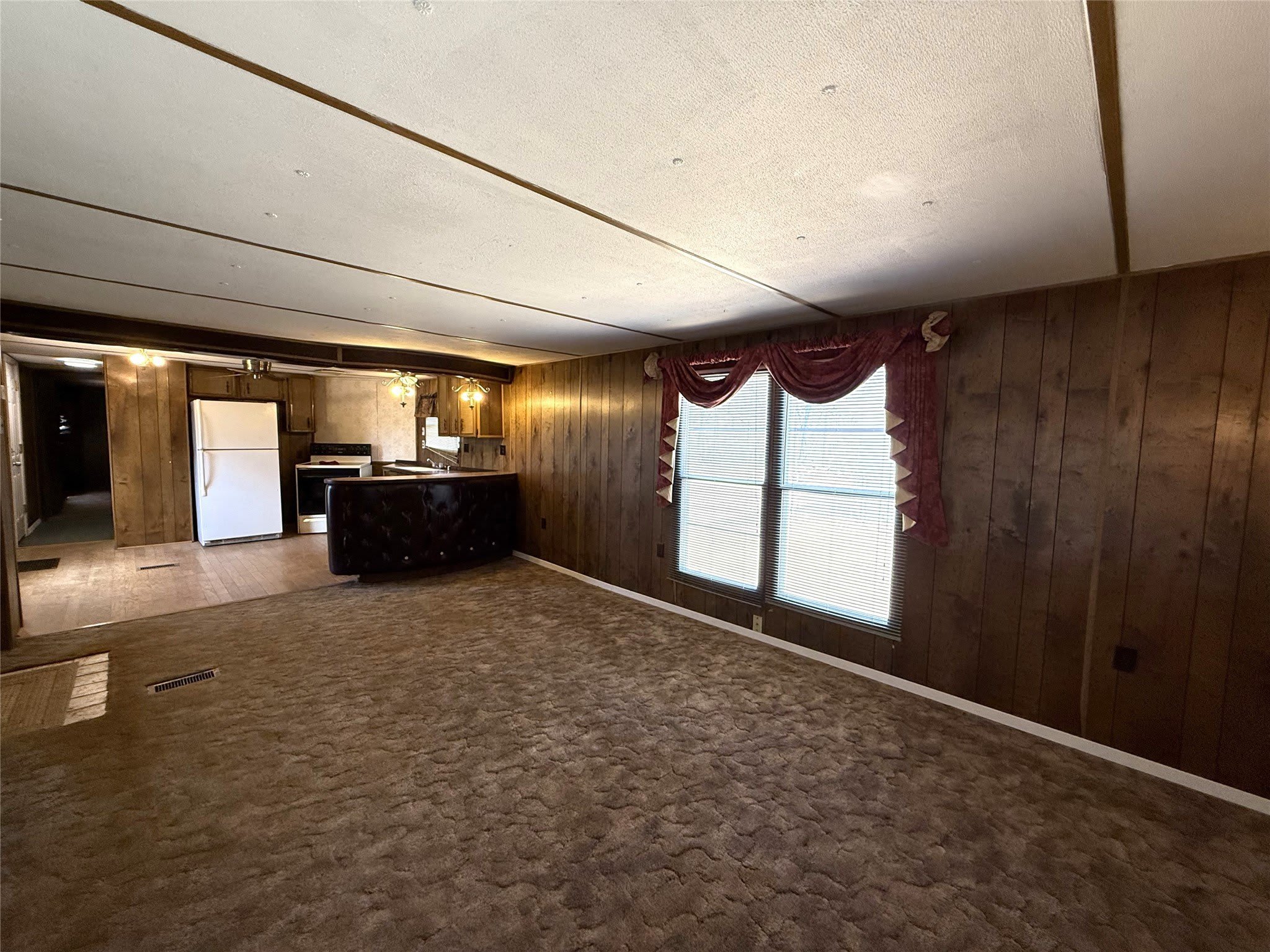 1025 E Owing Street – photo 2