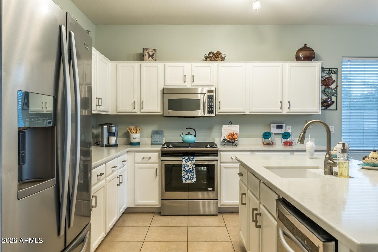 1546 E AZALEA Drive – photo 2