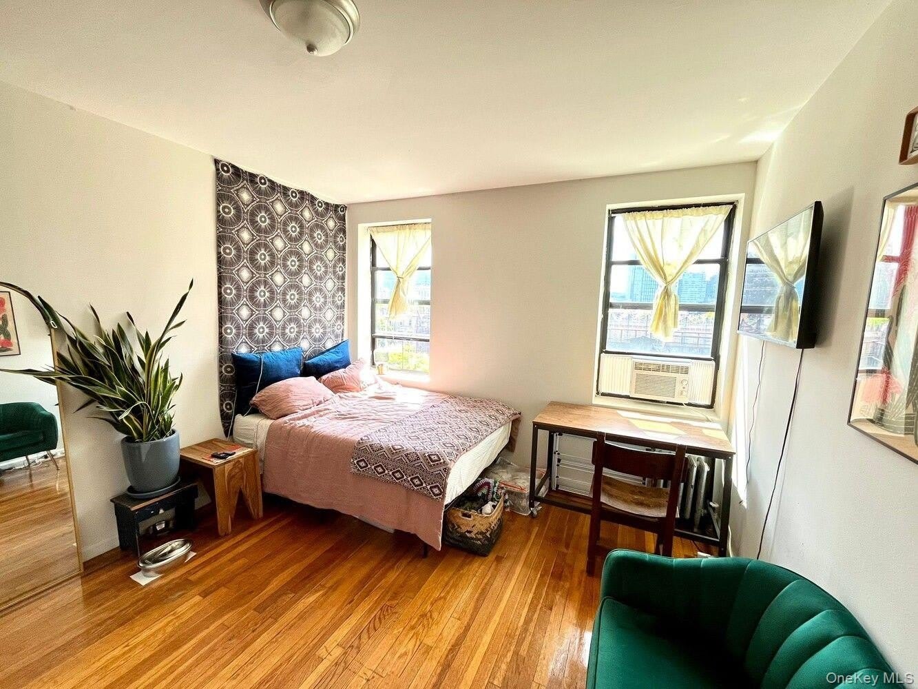 299 ADELPHI Street – photo 2