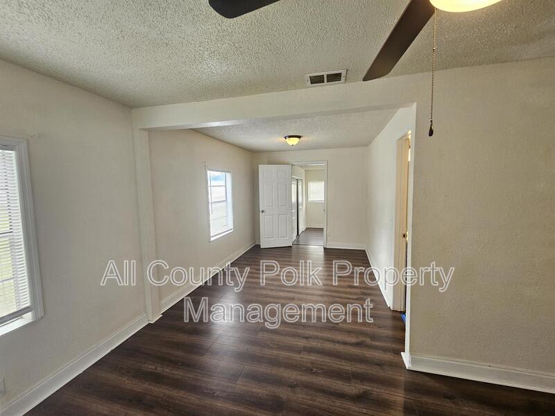 1734 35th St. NW – photo 5
