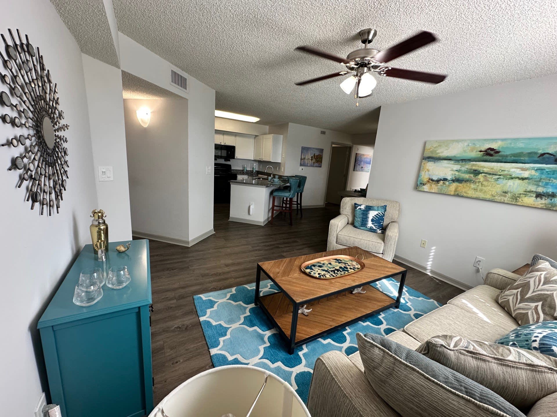 Madalyn Landing – photo 4