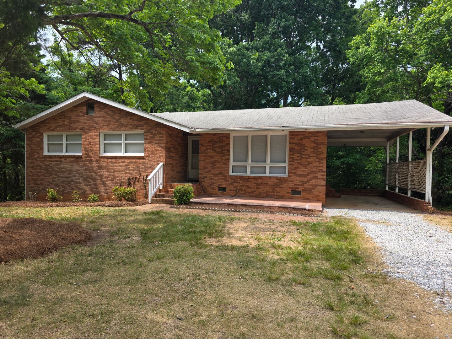 3 BR 2 bath in north High Point! – photo 1