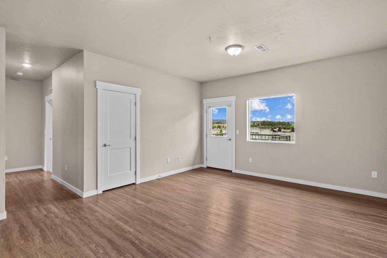 Dakota Flats – photo 2
