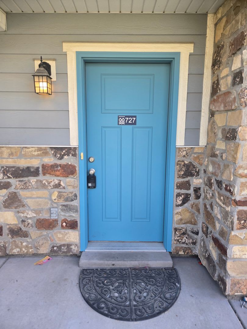 3 Bed 2.5 Bath Town Home in Vineyard for Rent – photo 2