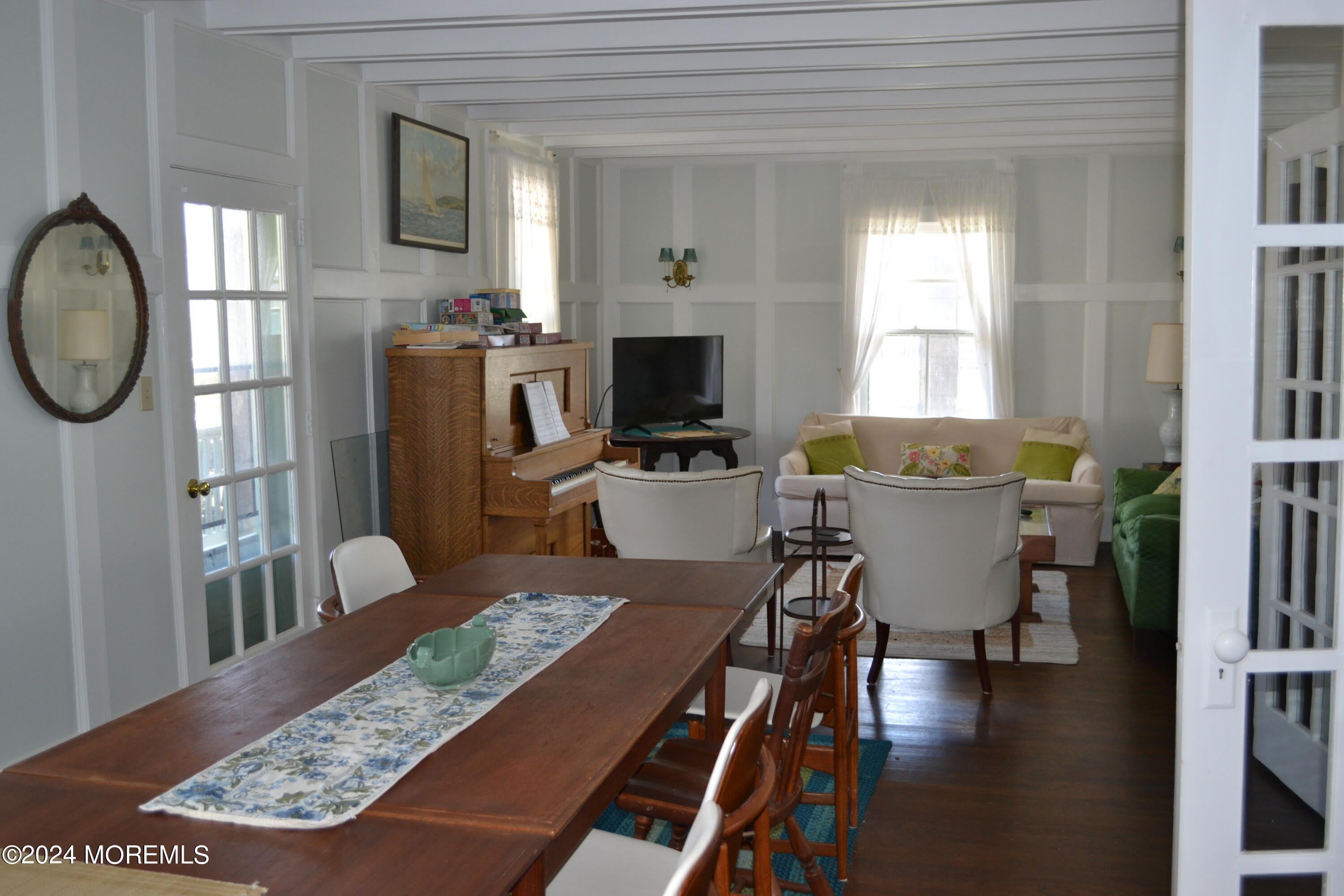 18 Bridge Avenue – photo 5