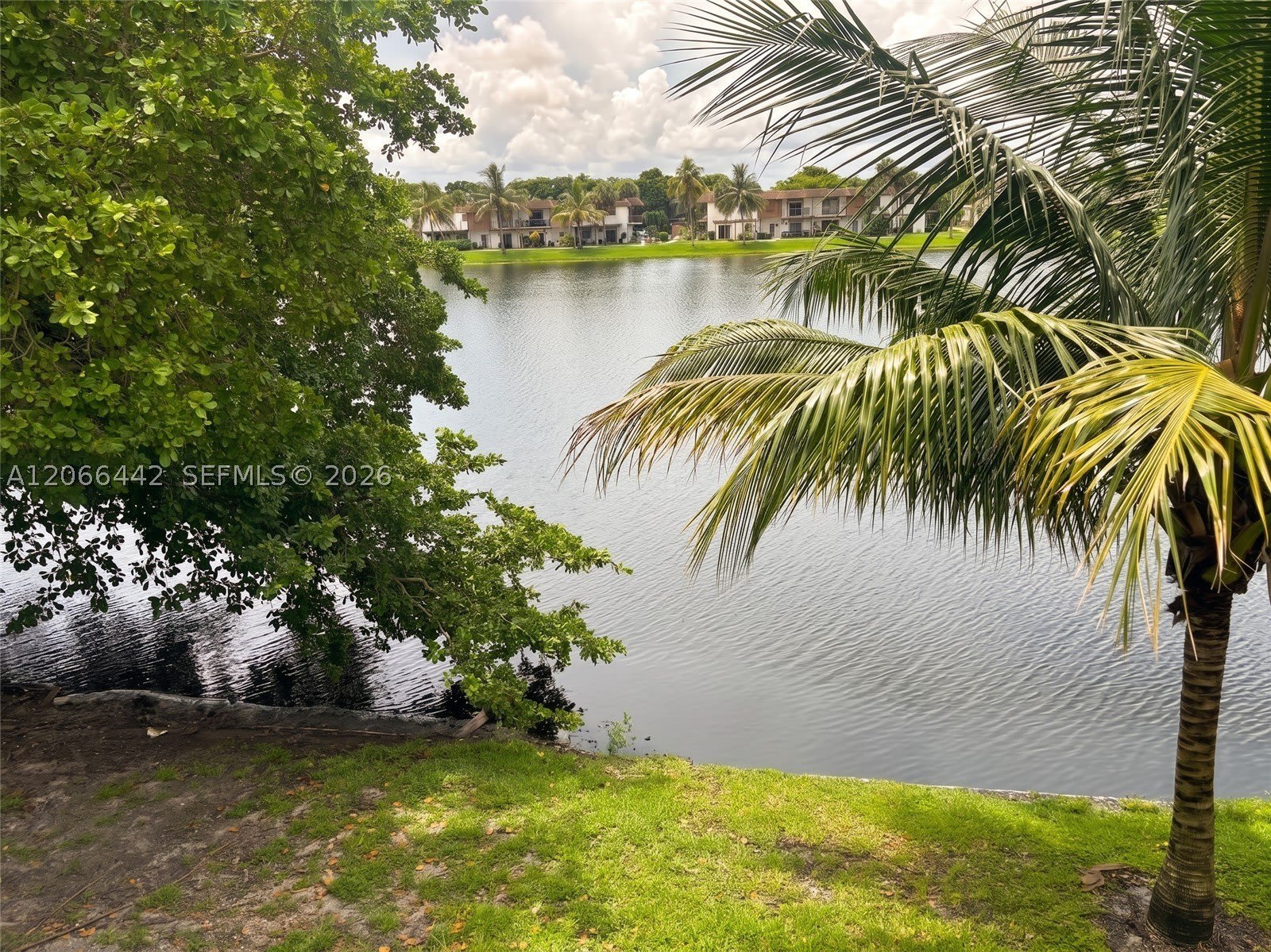 6910 NW 173rd Dr – photo 1
