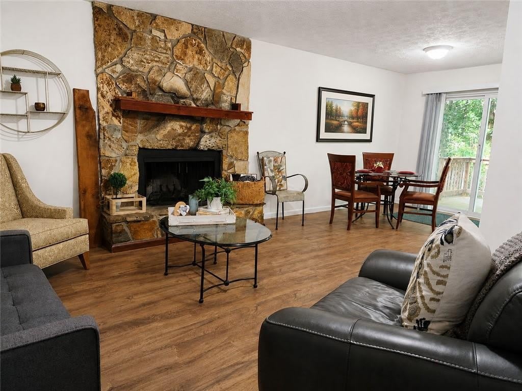 232 Rustwood Drive – photo 1