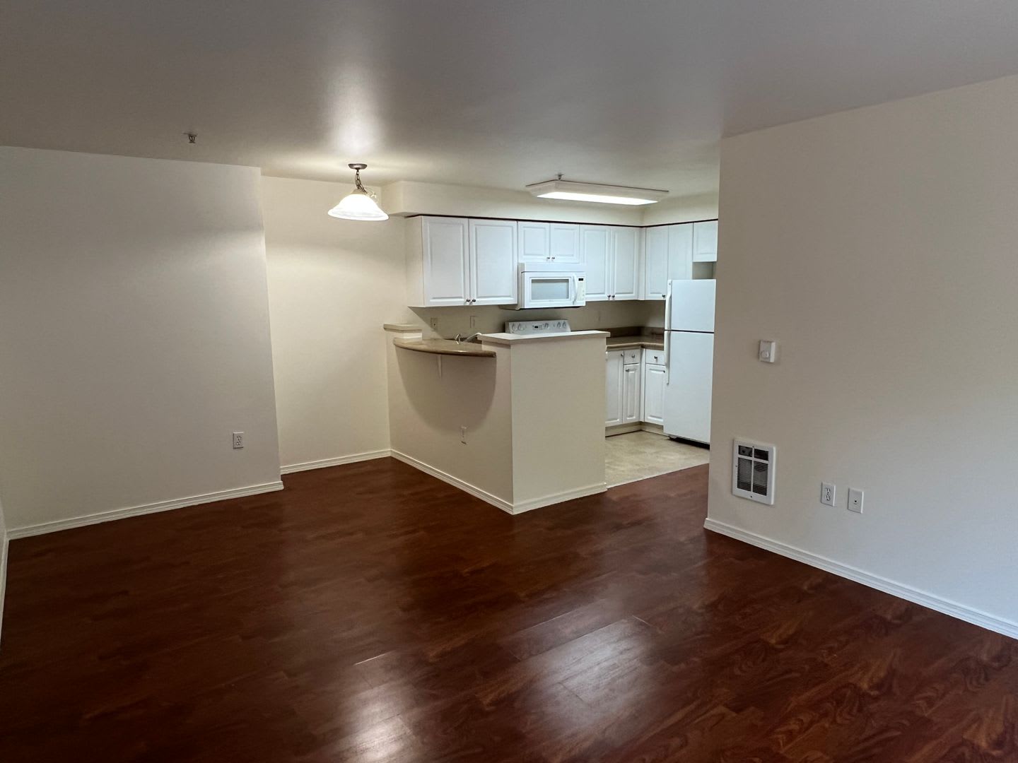 Pickering Place Apartments – photo 1