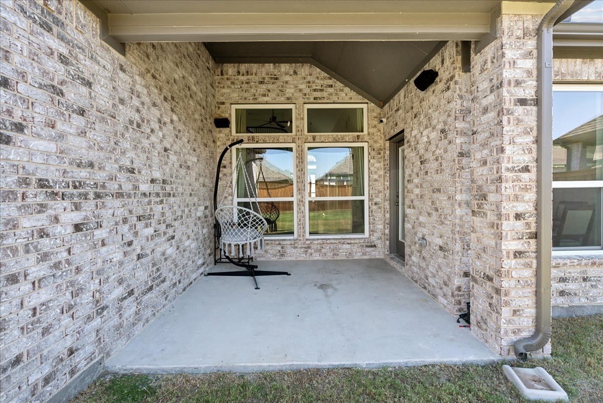 1710 Highwood Road – photo 3