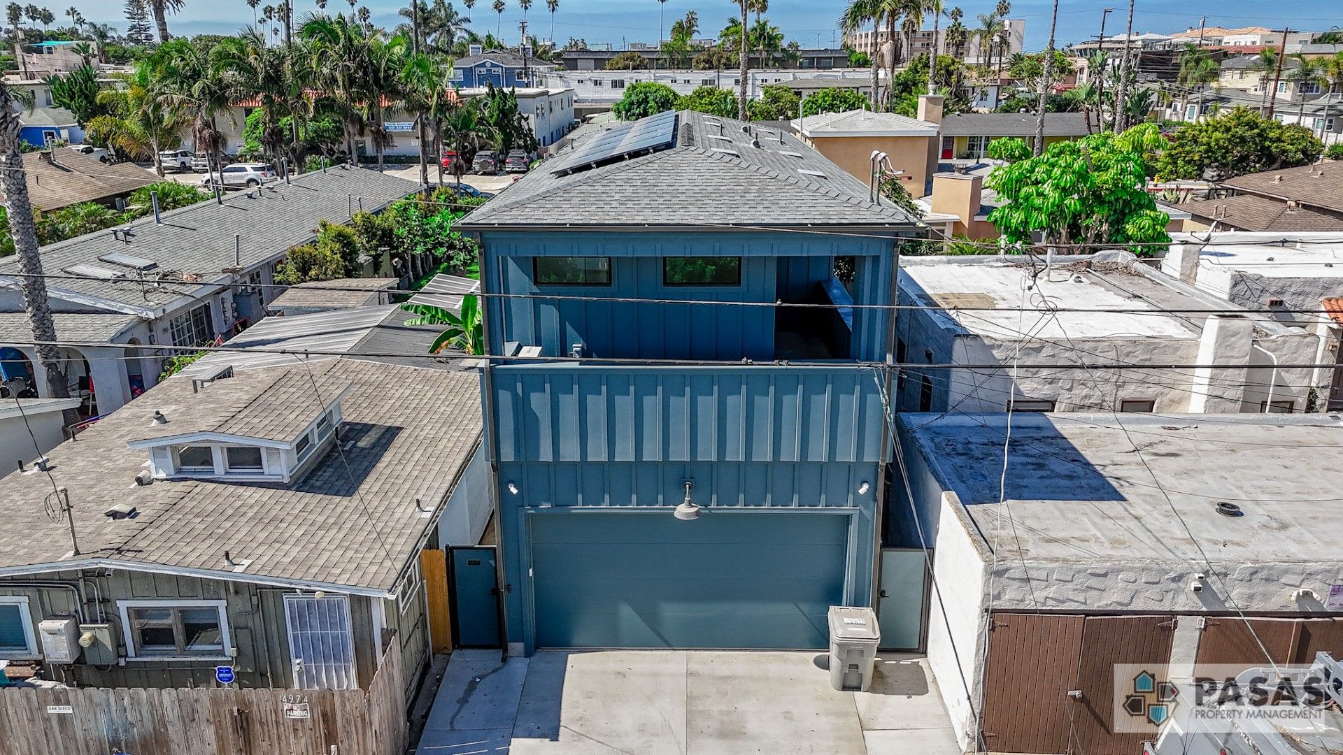 Brand-New Ocean Beach Solar-Powered Home! – photo 2
