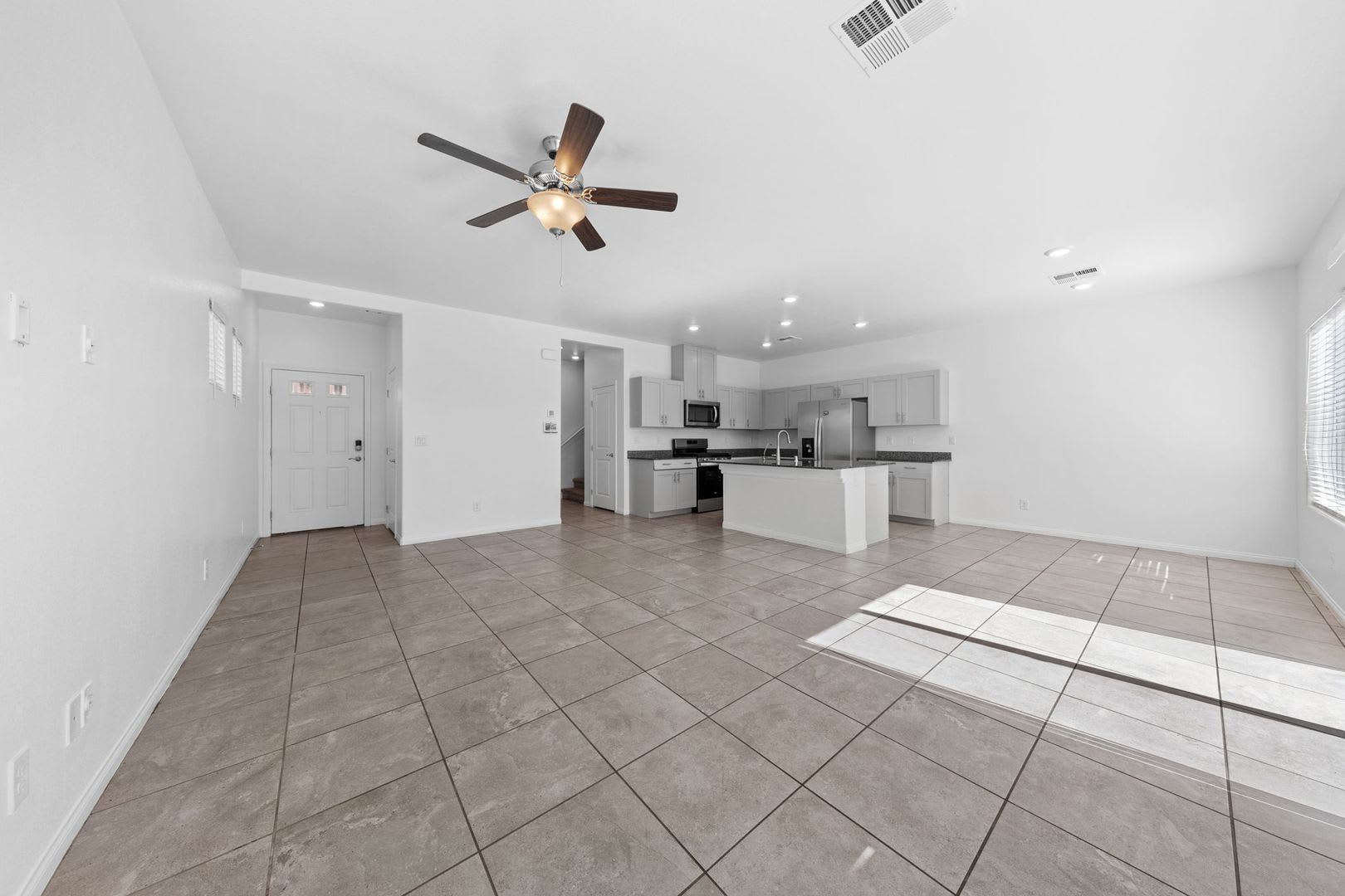 4 Bedroom Home in Southern Highlands – photo 3