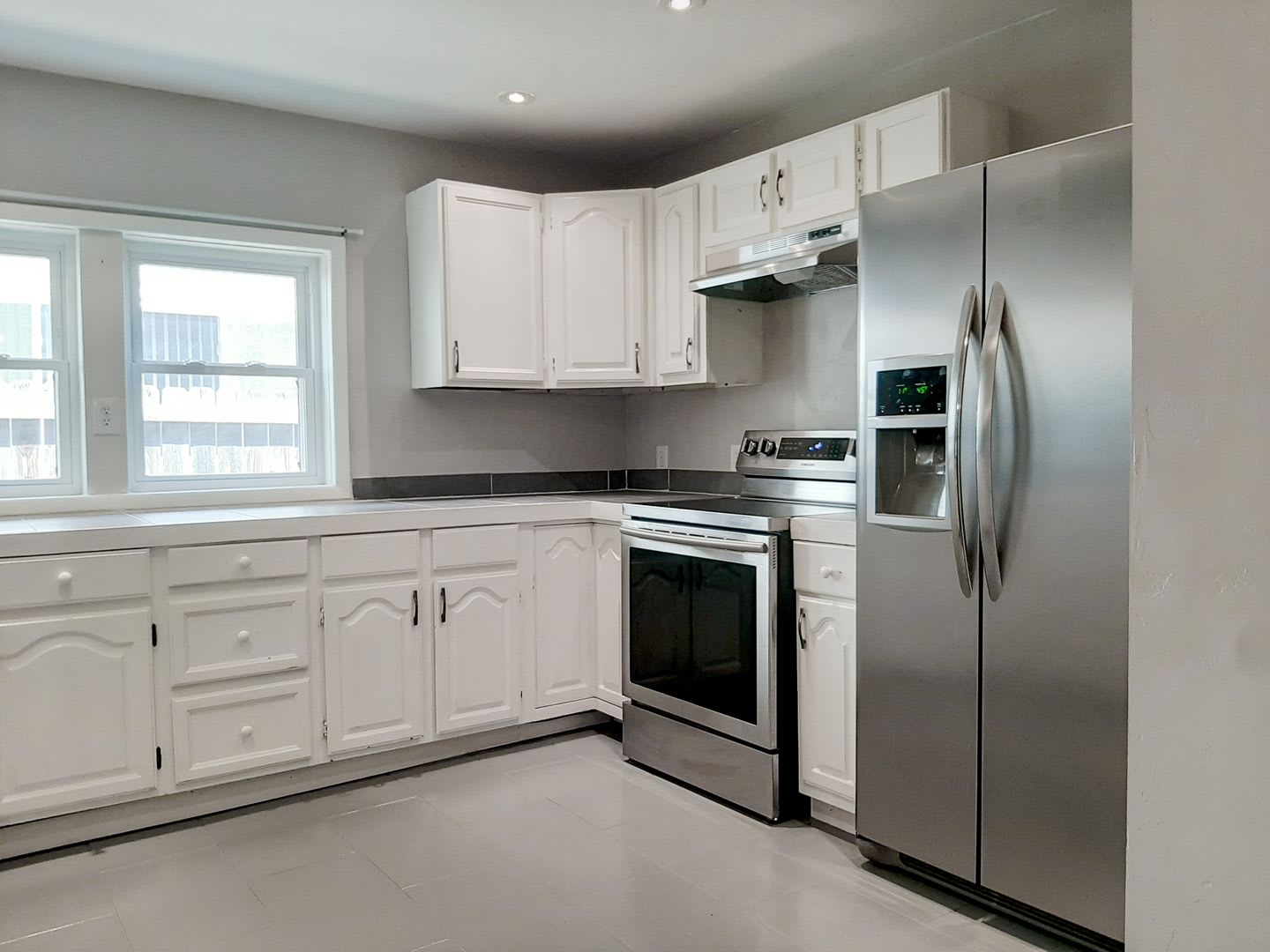 Beautiful 3-Bedroom Home in the Heart of Old Town Fort Collins! – photo 2