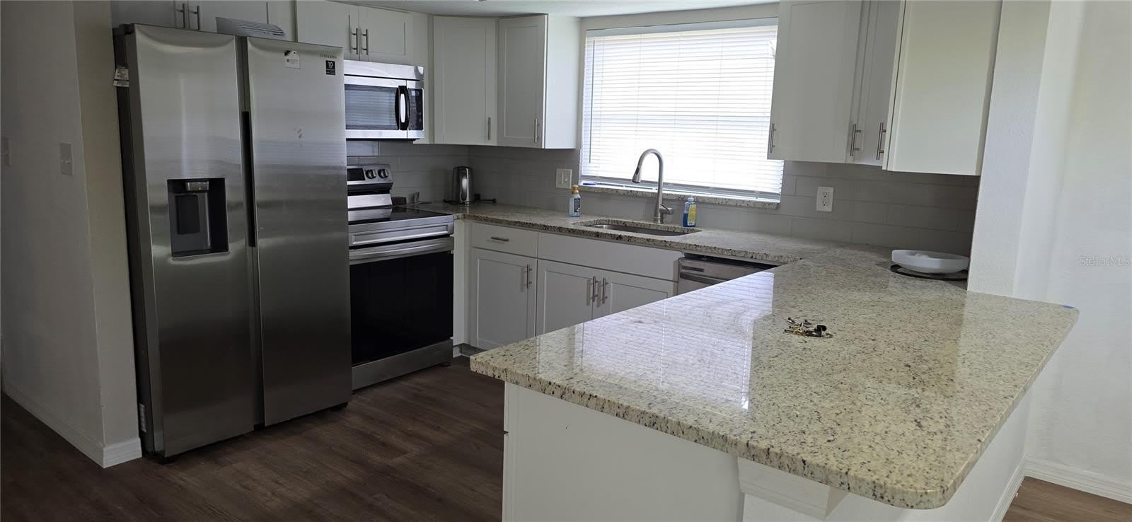 10021 CHERRY CREEK Lane – photo 1