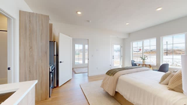 1815 South 920 East 521 Studio – photo 5