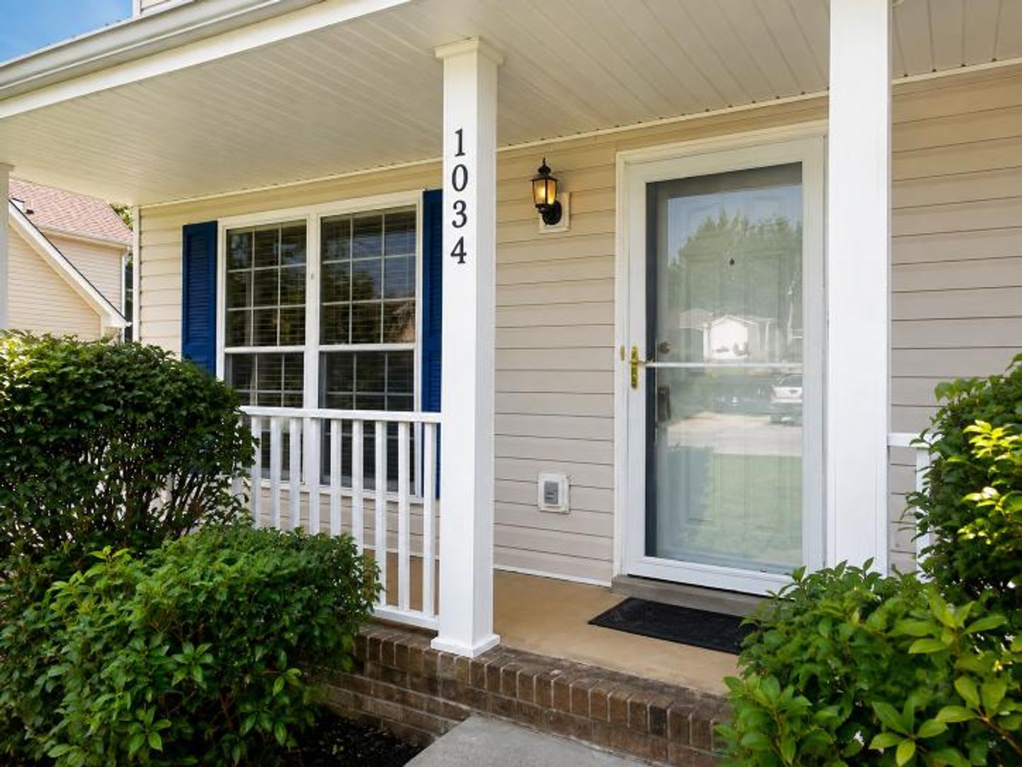 Coming Soon! 3 Bedrooms 2.5 Bath Home – photo 2