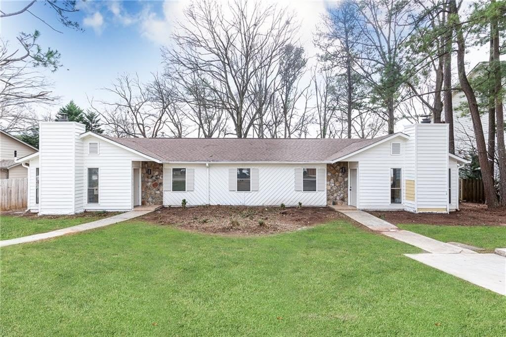 1604 Walker Street SE – photo 1