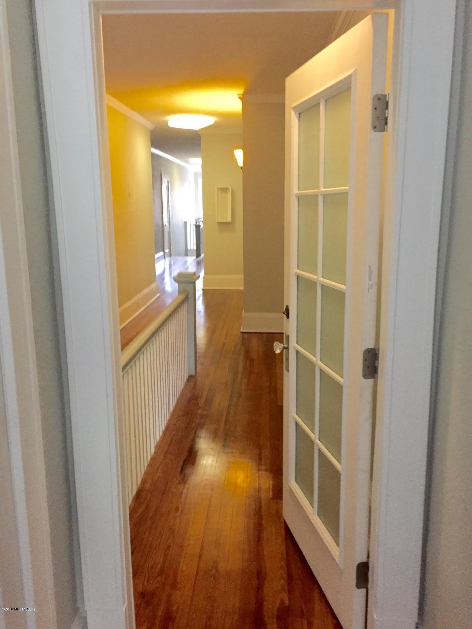 2116 HERSCHEL Street – photo 2
