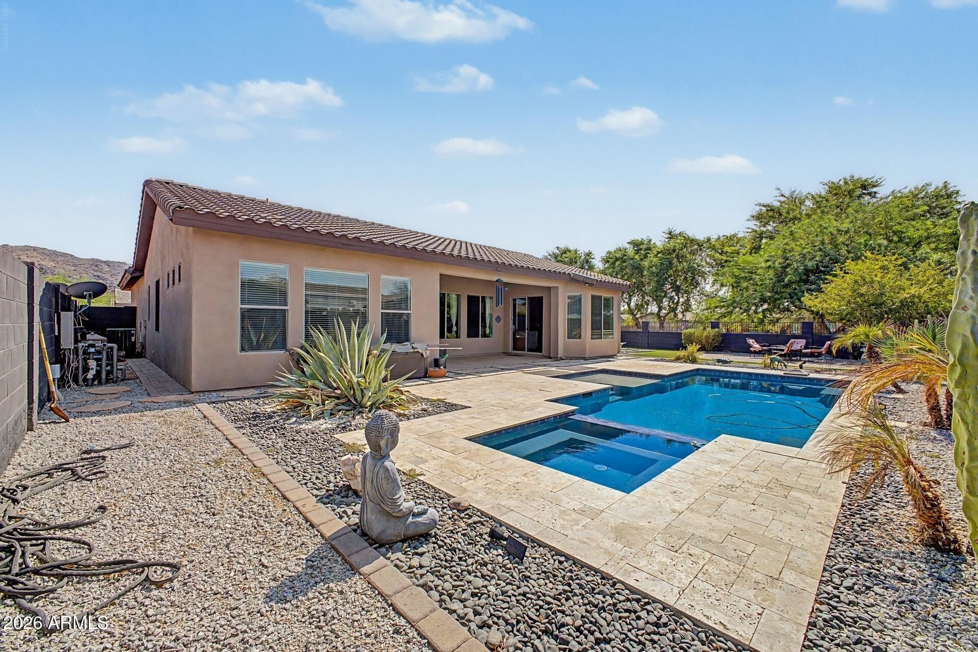 1902 E Desert Lane – photo 5
