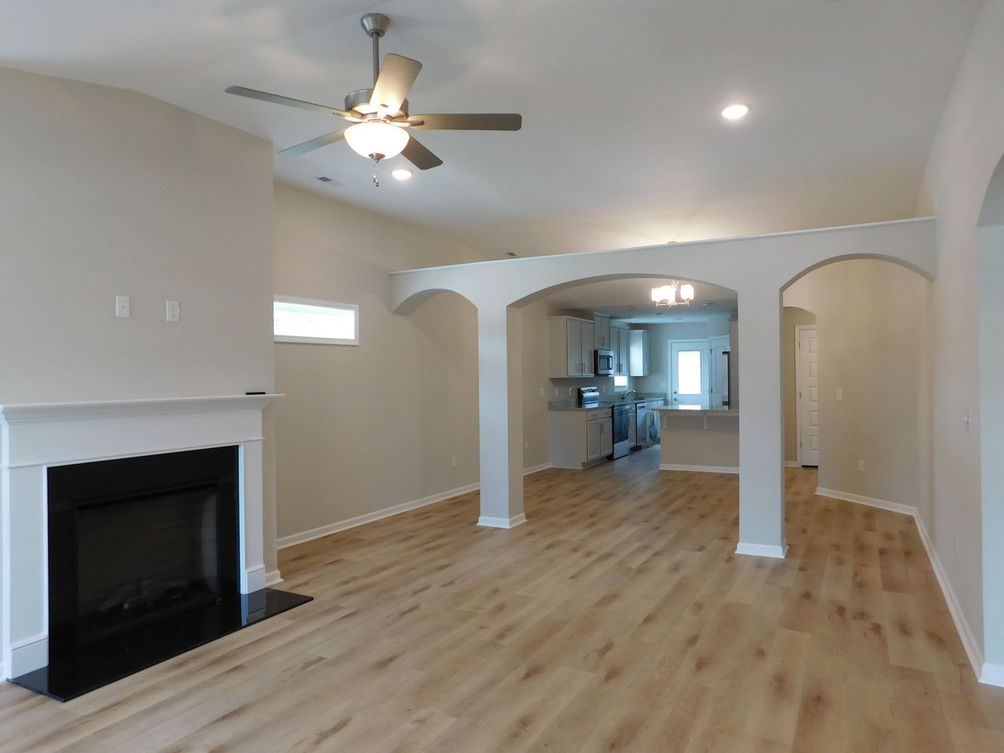 710 N B Street located in the Town of Bridgeton – photo 4