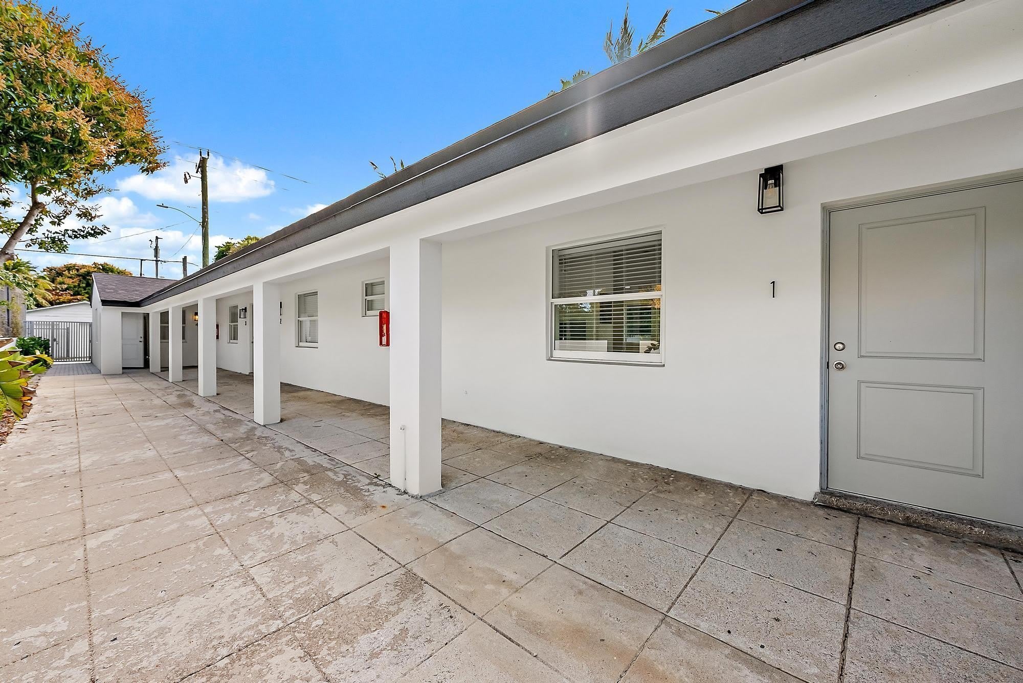 3808 Broadway – photo 1