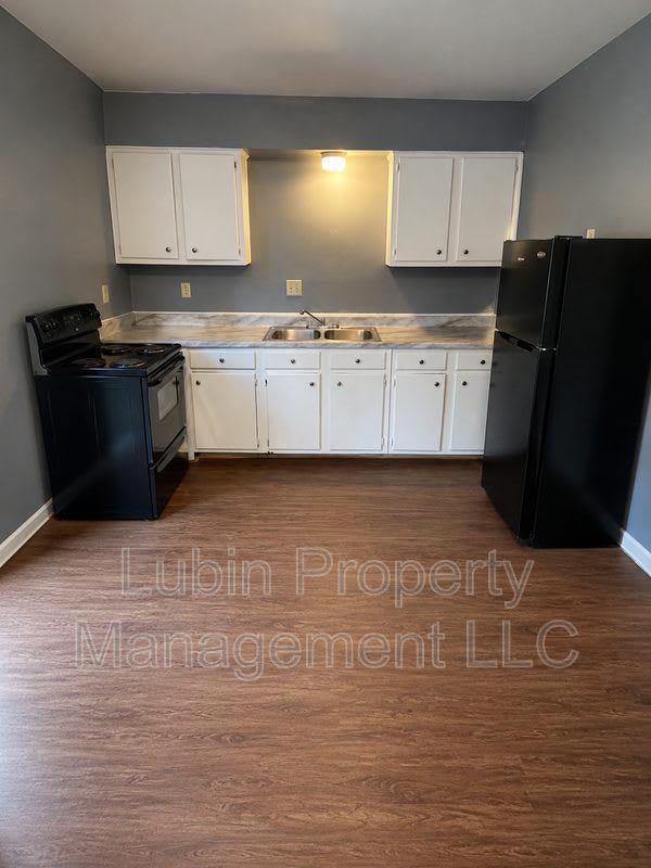 2883 Coach Dr – photo 5