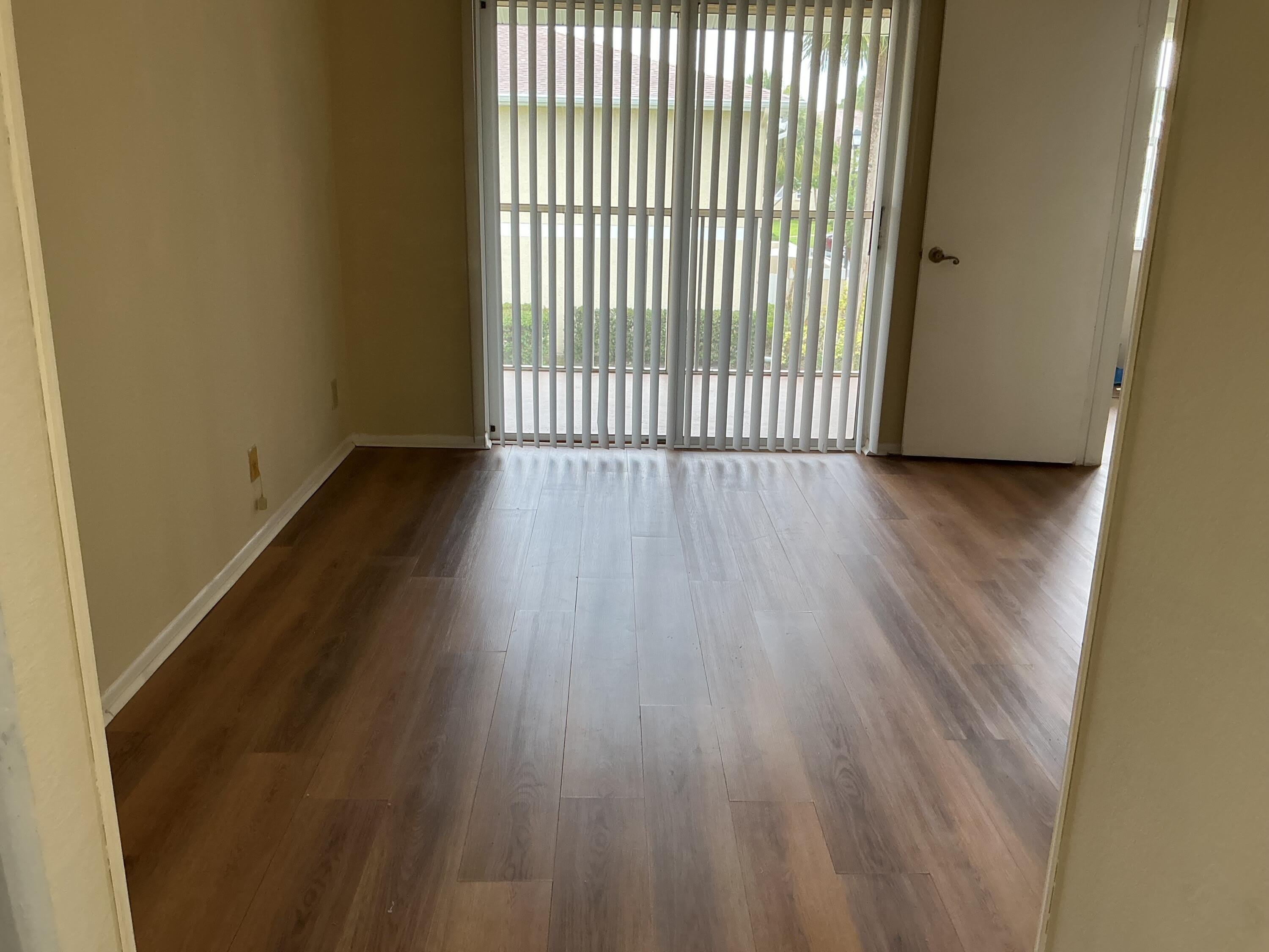 1550 Se Royal Green Circle – photo 5