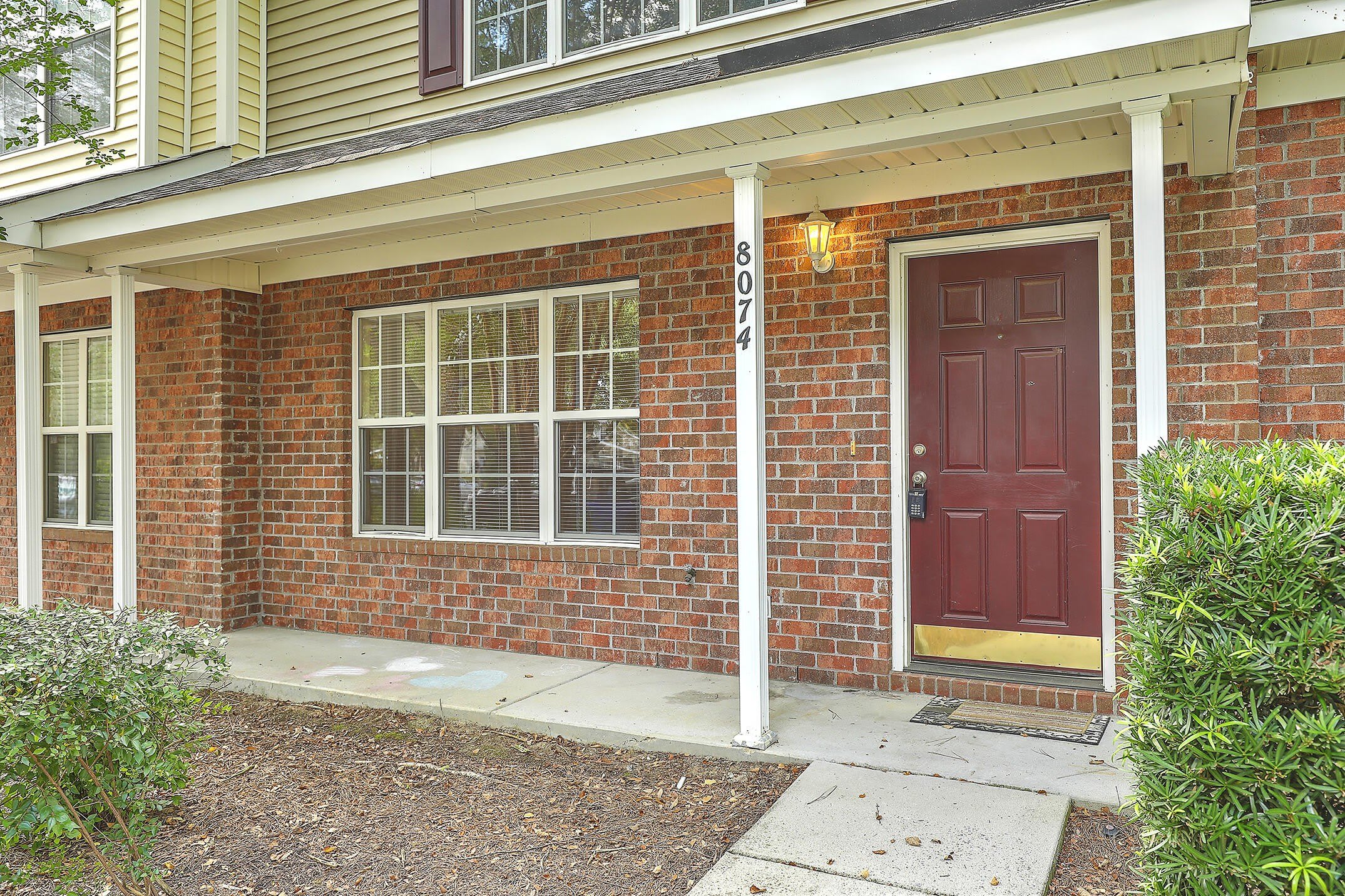 8074 Shadow Oak Drive – photo 4