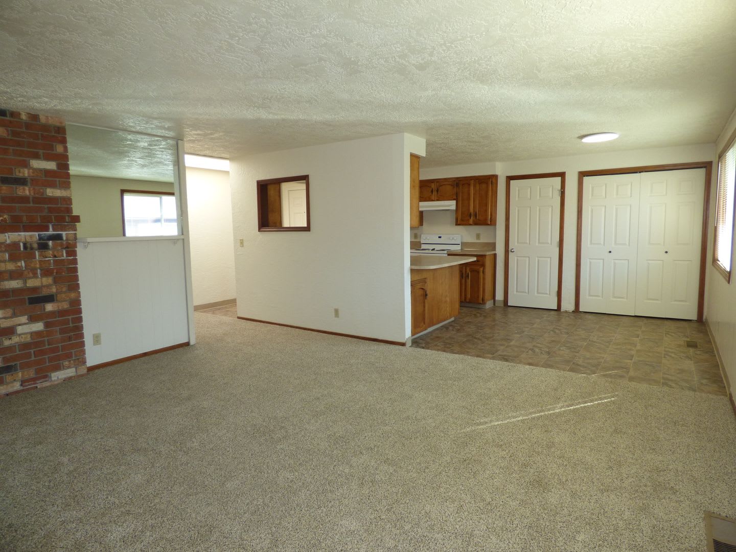 Rent Special 1 2 Off September S Rent 3 Bed Home In South Salem – photo 3
