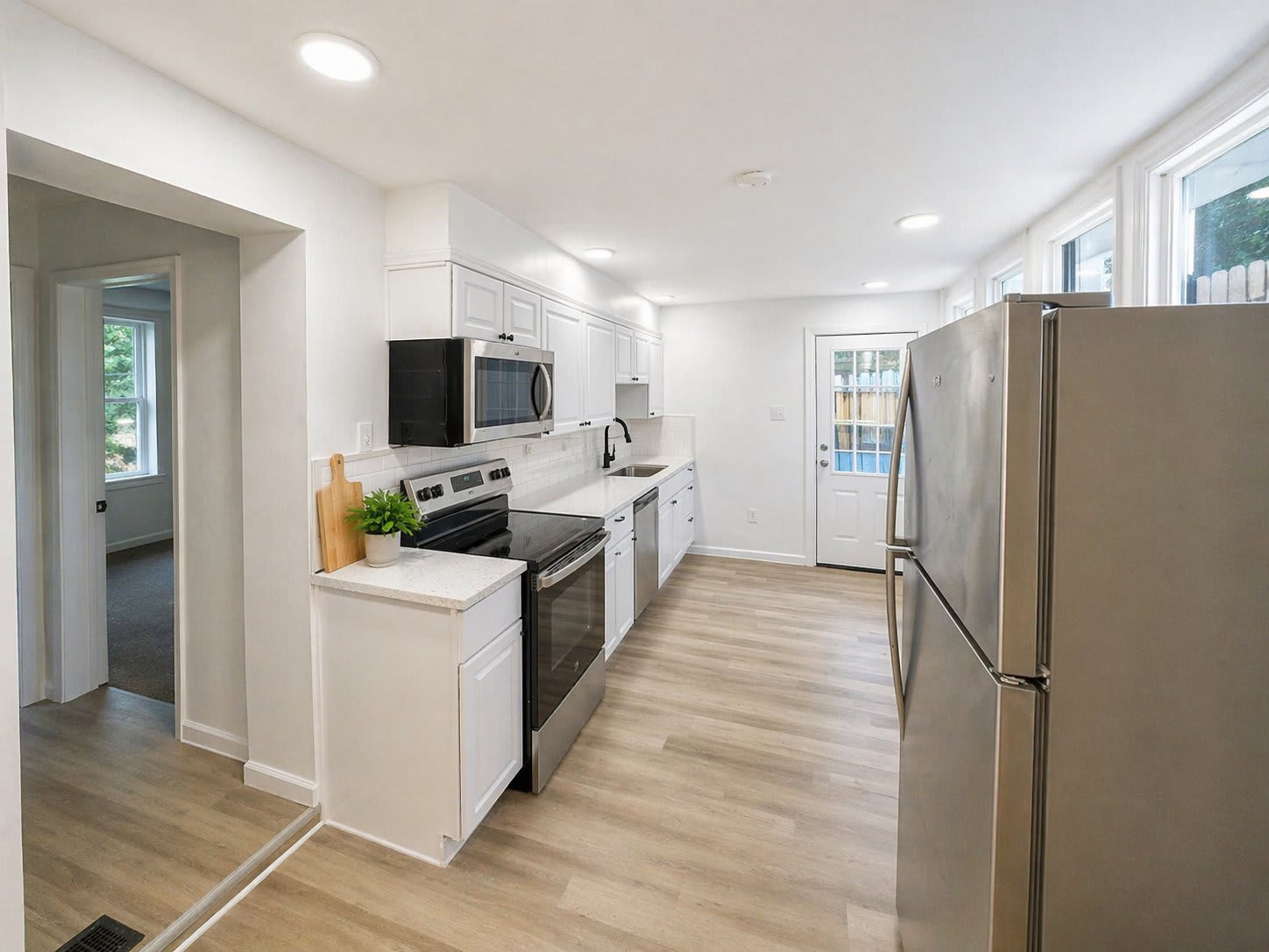 2323 Patterson Ave – photo 5