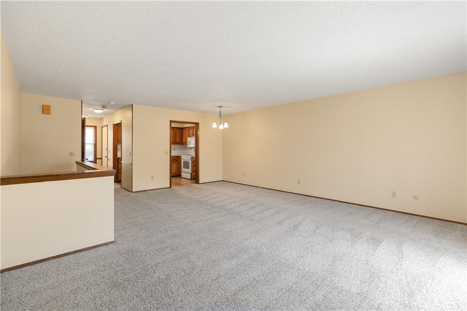 Bella Vista Townhome with POA Amenities & Maintenance-Free Living – photo 4
