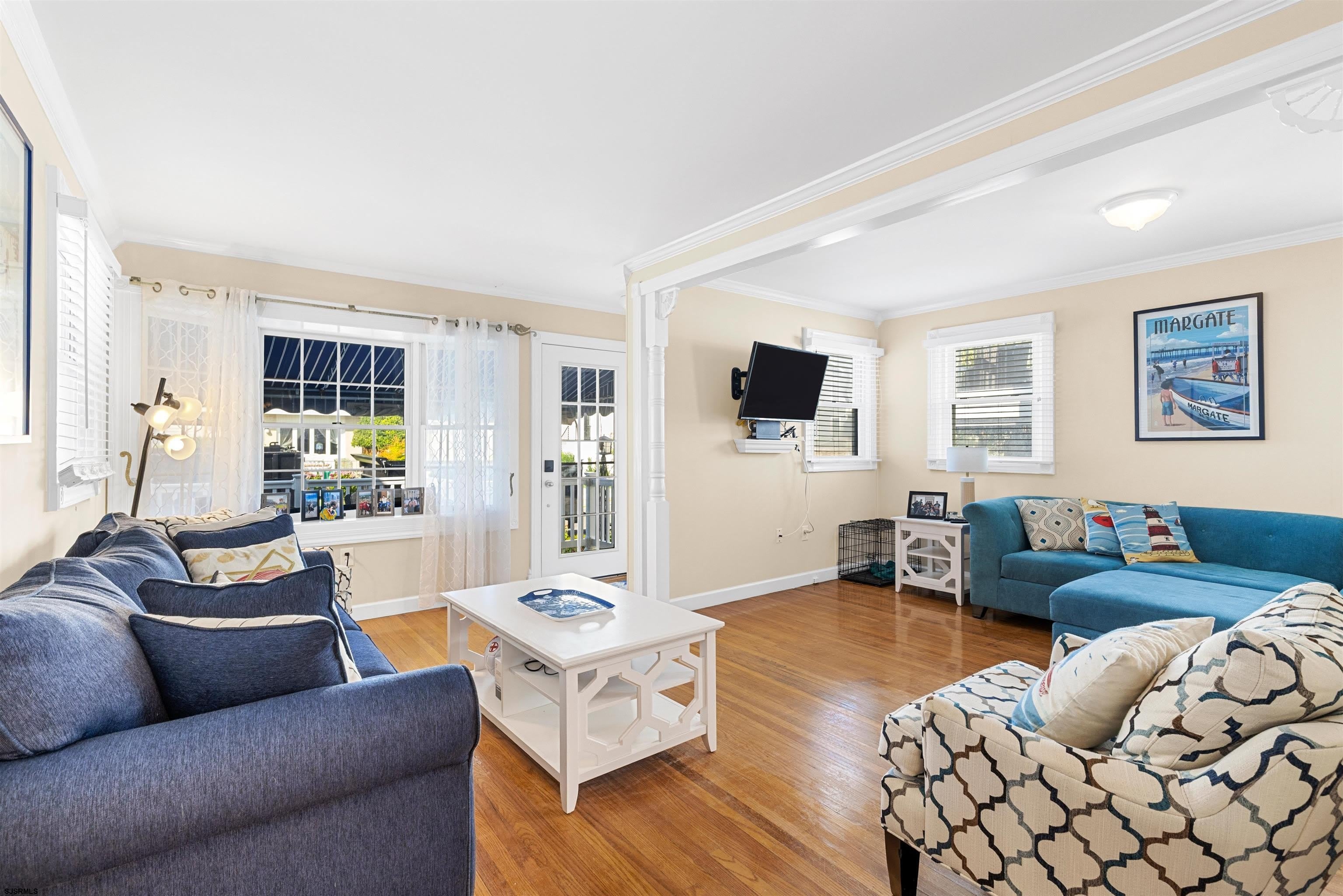 29 N Frontenac Ave – photo 5