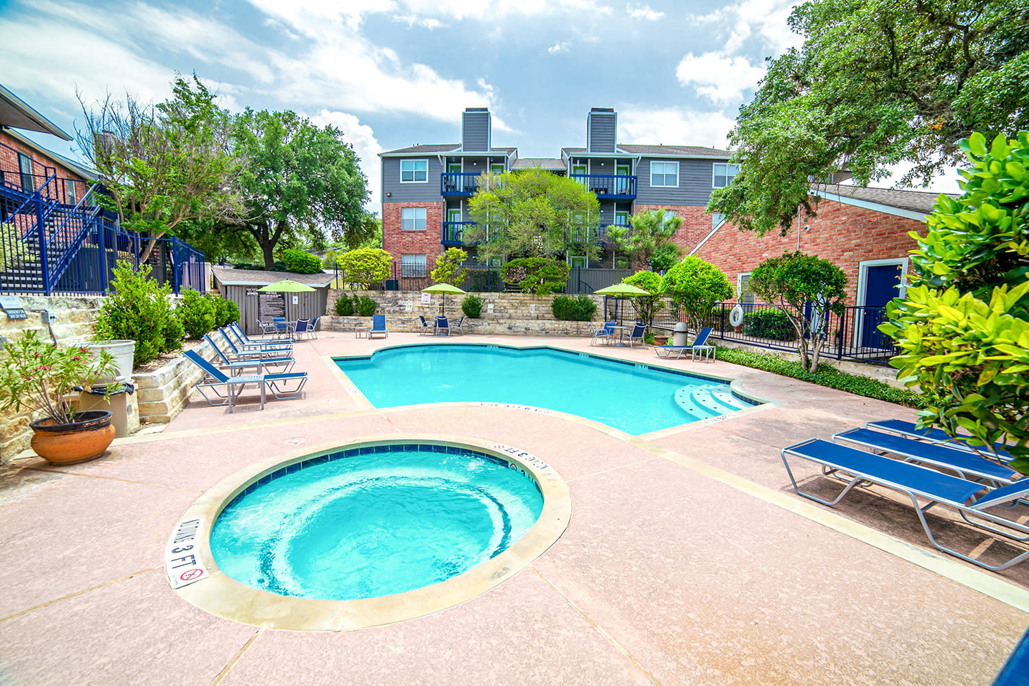 Oaks at Northgate – photo 1