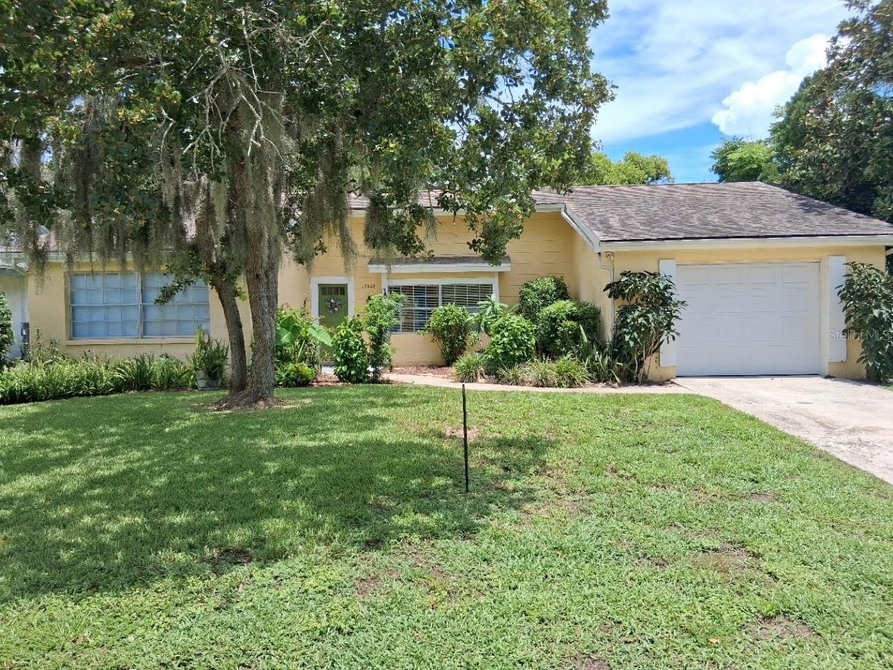 12406 WEATHERSTONE Row – photo 1